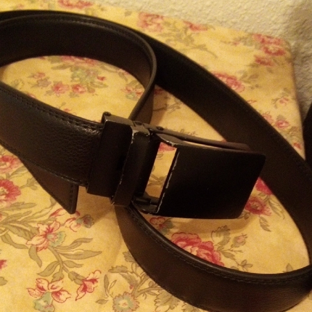 Men's Black Leather Belt - Picture 4 of 5